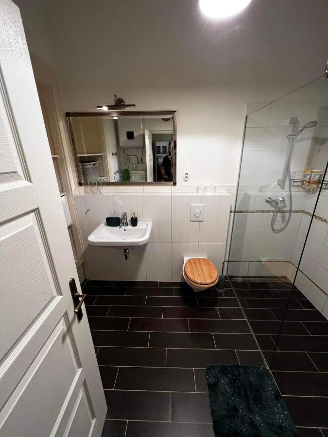 Adorable, Cosy Apartment At The Heroes' Square Budapest Exterior foto